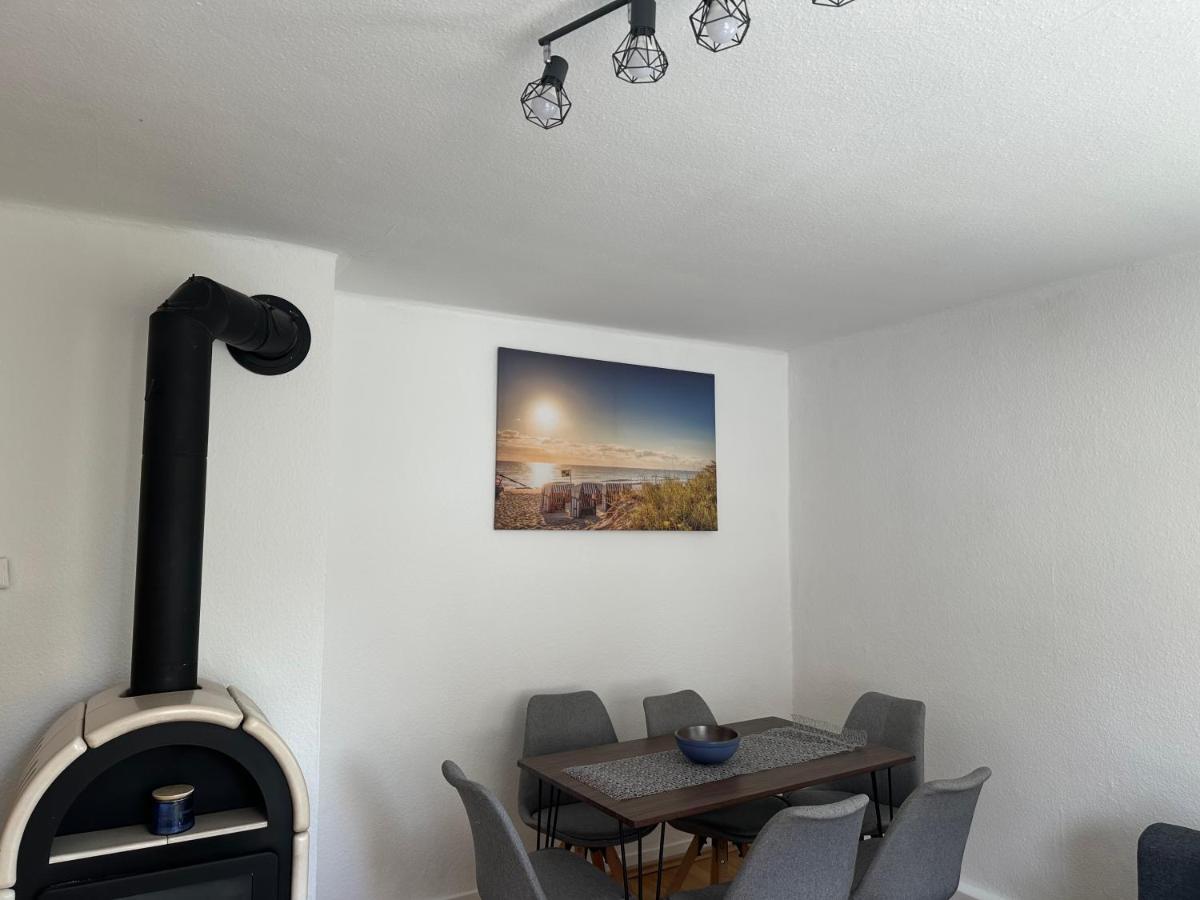 Ferienwohnung Zentral In Stadt- Und Bodenseenahe Friedrichshafen Exteriör bild